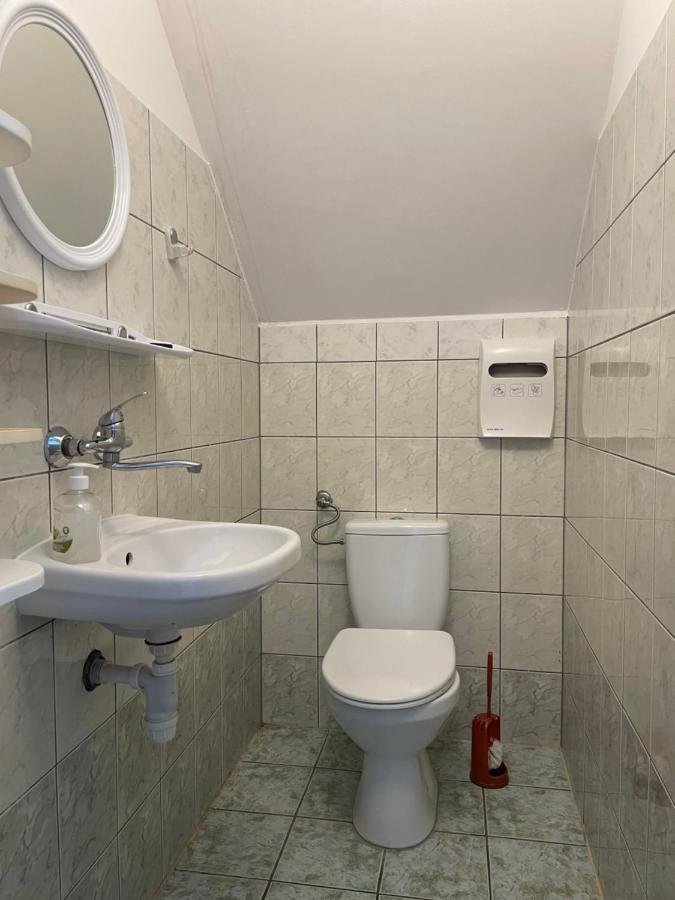 Noclegi U Gosi W Polanczyku - Pokoje Goscinne Exterior photo